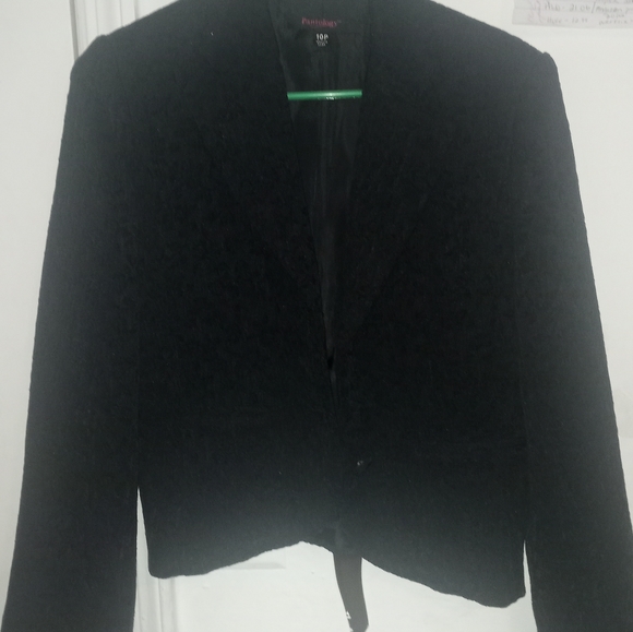 Jacket - Picture 4 of 4
